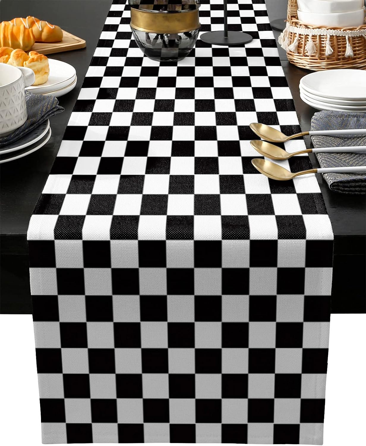 Kitchen Appliances In White - Taplak meja Linen kotak-kotak hitam putih