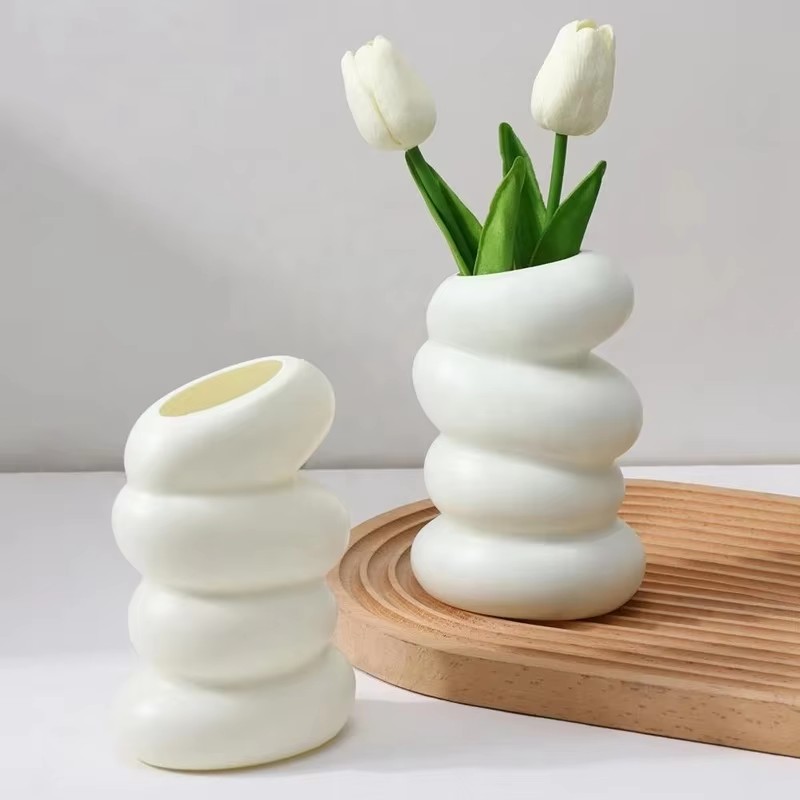 Kitchen Appliances In White - Vas plastik Spiral putih, ornamen dekorasi